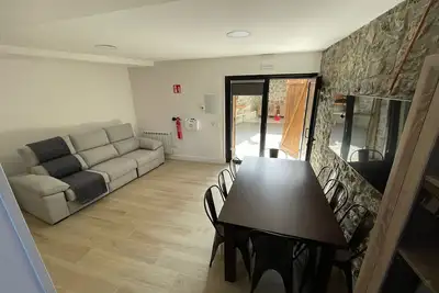 Image de La Corte Village House (La Corrolada de Ana Iv). Located in Debodes (Llanes).