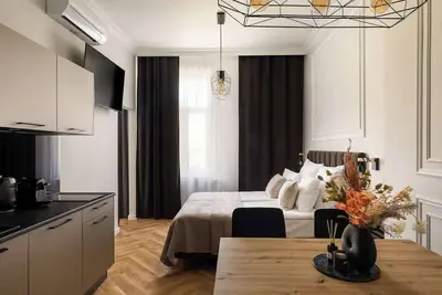 Image de Charm & Chic Suite 33. 8 | Main Old Town & Planty
