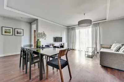 Image de Waterlane B4b | Spa, Pool & Gym | Riverside