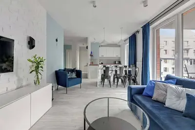 Image de Chmielna 116 with Balcony | City Center | Parking