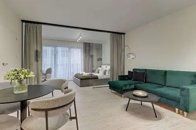 Image de Waterlane B12b | Spa, Pool & Gym | River View