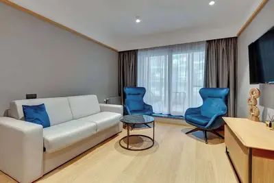 Image de Deo Plaza 320 | Best Location | Balcony | Spa