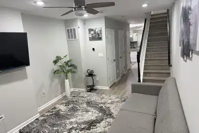 Image de Cozy Family-Friendly Townhome Near Shopping & Attractions