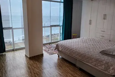 Image de Oceanfront Apartment in Huanchaco, Panoramic Sea Views,