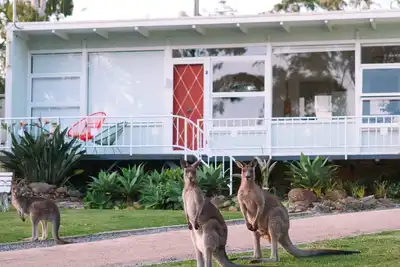 Image de Lakeside Retro Cottage for two
