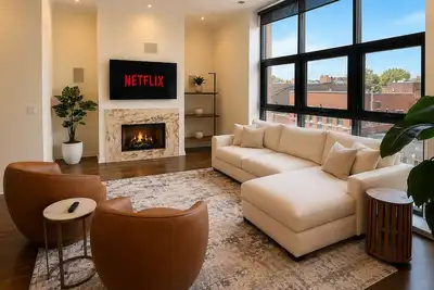 Image de West Town Lookout • Spacious • Modern • Sleeps 4