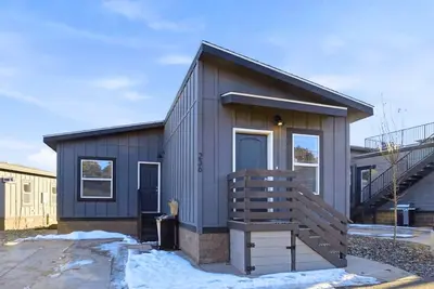 Image de Oak Cabin - Modern mountain cabin with views, full kitchen, fireplace, and space for groups