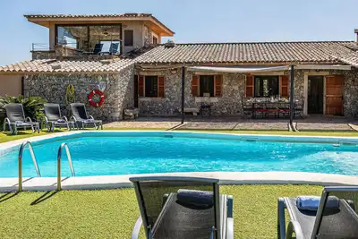 Image de Lovely home in Sa Pobla with private swimming pool, can be inside or outside