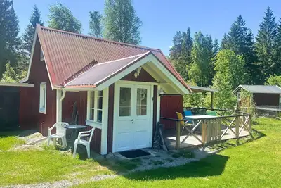 Image de Fannys Hus – Holiday Home with Panorama Sauna by the River in Småland