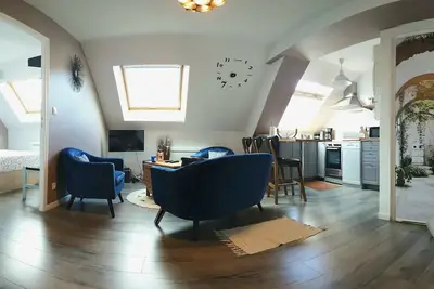 Image de Epernevasion appartement cosy  climatisé, en plein centre ville de Epernay.