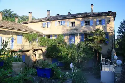 Image de Maison de campagne « Gîte Noisettes » avec piscine partagée, terrasse privée et Wi-Fi