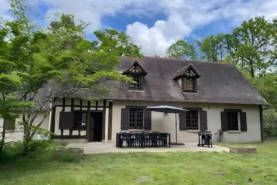 Image de Maison de Vacances « Gîte Les Brocards » avec Wi-Fi et Climatisation
