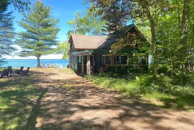 Image de Lake Superior Cottage