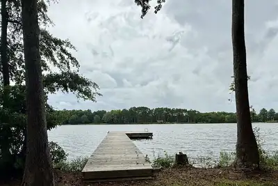 Image de The Shakonohey on Weiss Lake