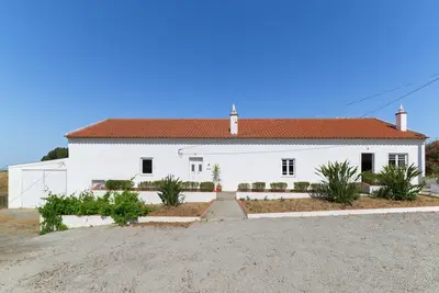 Image de Maison de campagne \"Quinta Da Corte\" avec jardin privé, balcon et Wi-Fi