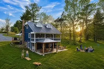 Image de Blue Heron Hideaway Riverfront Retreat on the Shenandoah Hot Tub • Kayaks •. . .