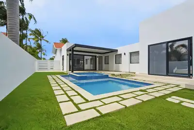 Image de Newly Renovated House & New Guest House in Dorado Beach