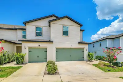 Image de Modern Dundee Townhome Near Lakes & Legoland!