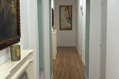 Image de A cozy hotel just a short walk from Caserta, with bright, modern rooms.