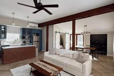 Image de 2br Barnhouse Loft Near Diamond Notch Falls