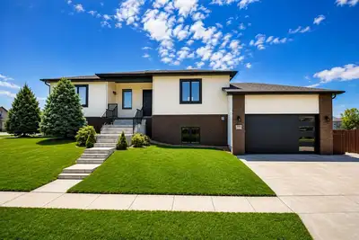 Image de Upscale Fully Furnished Home - Ideal for 90+ Day Executive Stays