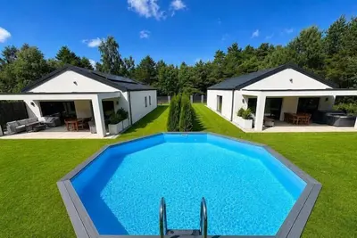 Image de Maison de vacances confortable, piscine, sauna
