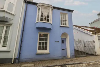 Image de 1 Alpha Cottages, pet friendly, country holiday cottage in Tenby