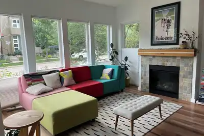 Image de Beautiful pet-friendly, 4-bedroom, 3. 5 bath house in North Boulder
