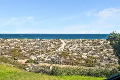 Image de Oceanfront Apartment | Scarborough | Full Ocean Views | 262Steps to beach