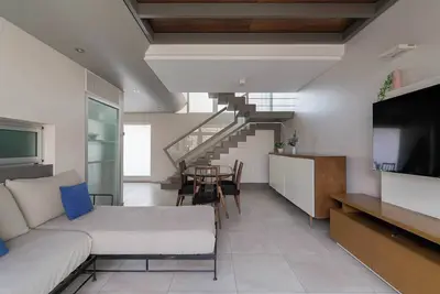 Image de Mot Rentals + Concepcion Hotel - 3 Bd 2 Ba Parking, Gym and Pool