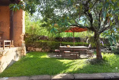 Image de Step Back in Time at L’Auberge de Meo Vac: A Century-Old H’mong Estate