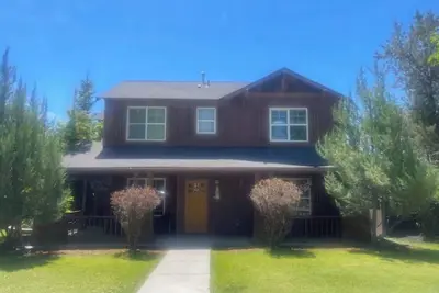 Image de Marvelous 4-bedroom house in Bend perfect for your getaway