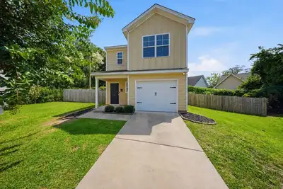 Image de 3-bedroom 4 Queen Beds house in amazing Downtown Columbia! Dream Home Retreat