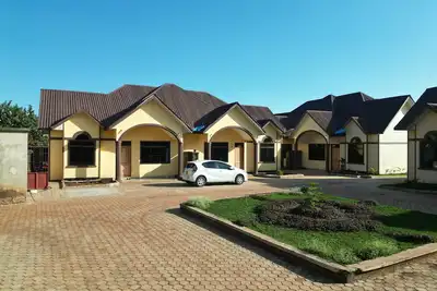 Image de Luxury meet comfort. Enjoy your stay with the whole family in your private home.