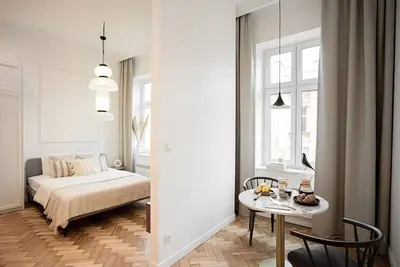 Image de Prestige Residence • 2 Suites • Main Sq • 4 Guests