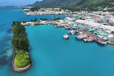 Image de Sun-Kissed Sailing Adventure in Isla de Mahe, Seychelles