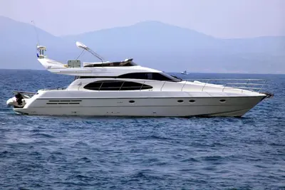 Image de Sun-Kissed Sailing Adventure in Islas Sarónicas