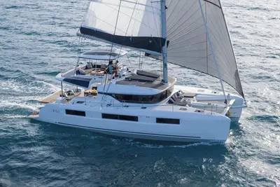 Image de Sun-Kissed Sailing Adventure in Islas Sarónicas