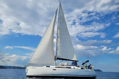 Image de Sun-Kissed Sailing Adventure in Cataluña