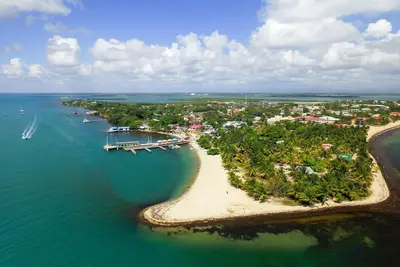 Image de Caribbean Bliss: Sun-soaked Sailing Adventure from Placencia, Belize
