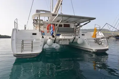 Image de Sun-Kissed Sailing Adventure in Islas Sarónicas
