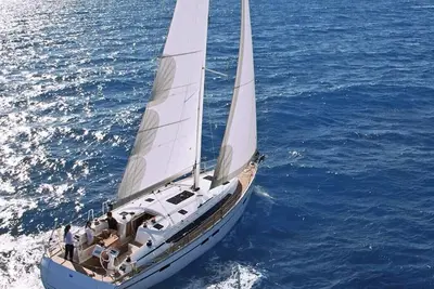 Image de Sun-Kissed Sailing Adventure in Islas Esporadas