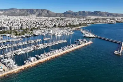Sun-Kissed Sailing Adventure in Islas Sarónicas