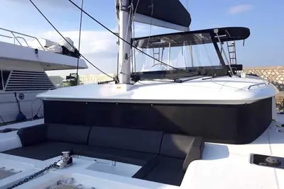 Image de Sun-Kissed Sailing Adventure in Islas Sarónicas