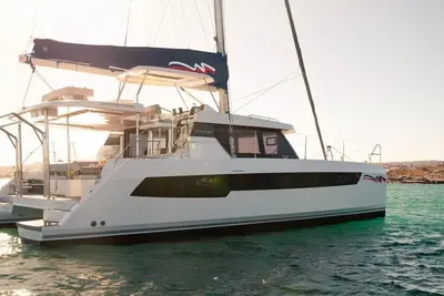 Image de Sun-Kissed Sailing Adventure in Islas Sarónicas