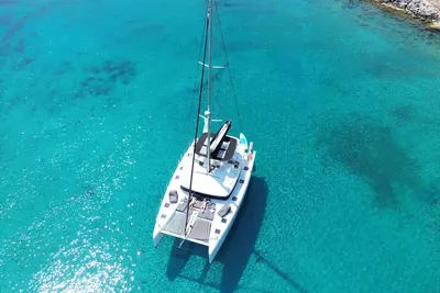 Image de Sun-Kissed Sailing Adventure in Islas Sarónicas