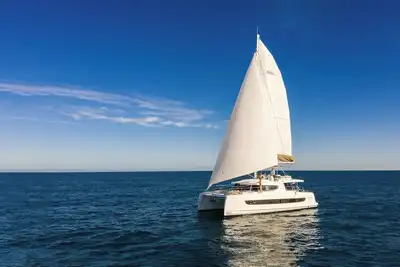 Image de Sun-Kissed Sailing Adventure in Islas Sarónicas