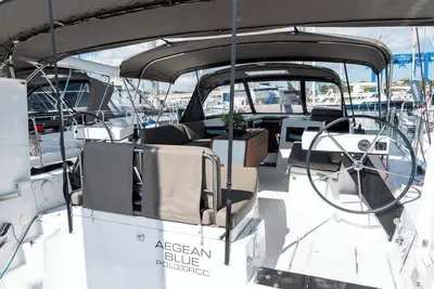 Image de Sun-Kissed Sailing Adventure in Islas Sarónicas