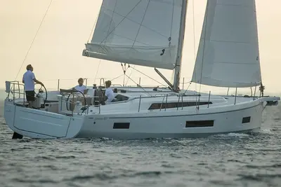 Image de Sun-Kissed Sailing Adventure in Islas Sarónicas
