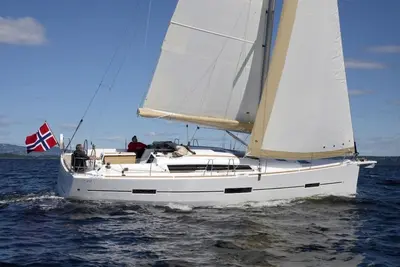 Image de Caribbean Bliss: Sun-Soaked Sailing Adventure from Antigua y Barbuda to Santa María, Puerto Alegre